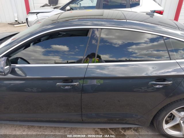 WAUENCF55JA072302 Audi A5 2.0t Premium
