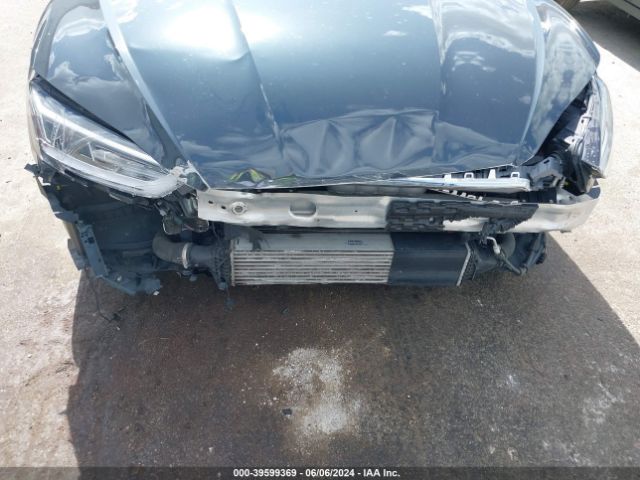 WAUENCF55JA072302 Audi A5 2.0t Premium