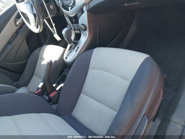 Chevrolet Cruze Ls Auto 2014 1G1PA5SG6E7225842 Image 5
