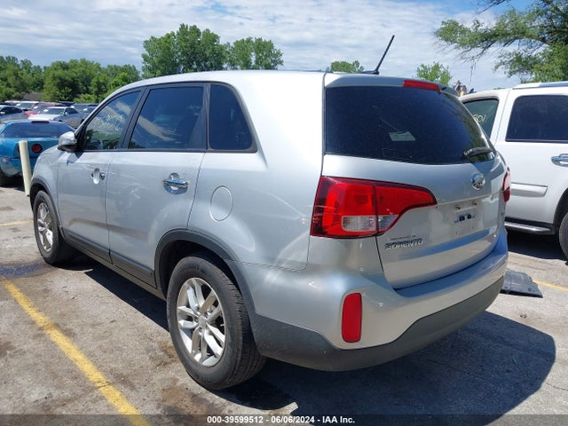 KIA SORENTO LX 2014 5XYKT3A64EG503987 Image 3