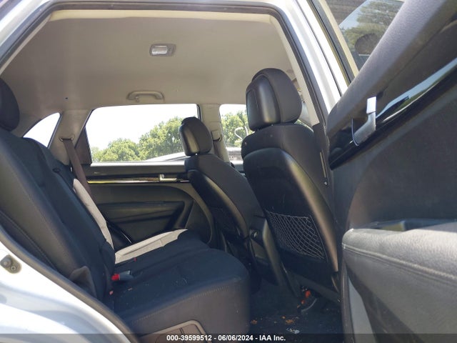 KIA SORENTO LX 2014 5XYKT3A64EG503987 Image 8