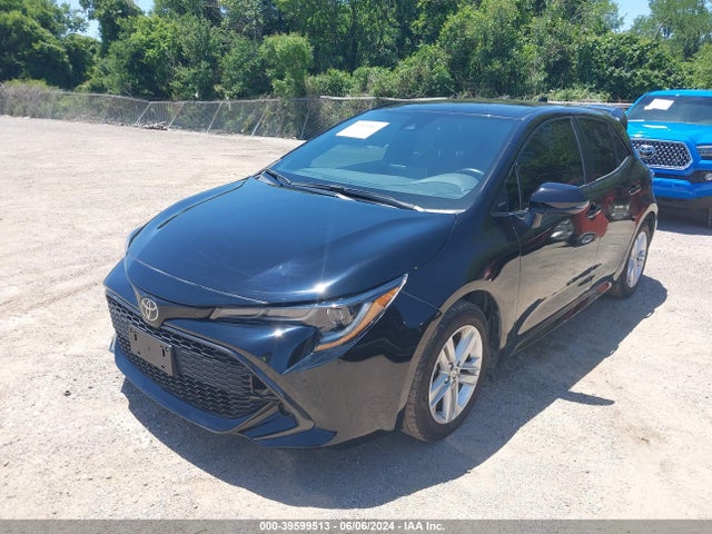 Toyota COROLLA SE 2022 JTNB4MBE8N3157662 Image 2