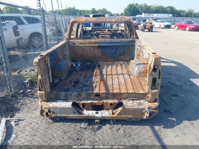 1GTU9EET5MZ175787 GMC Sierra 1500 4wd  Short Box At4