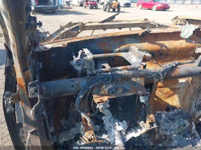1GTU9EET5MZ175787 GMC Sierra 1500 4wd  Short Box At4