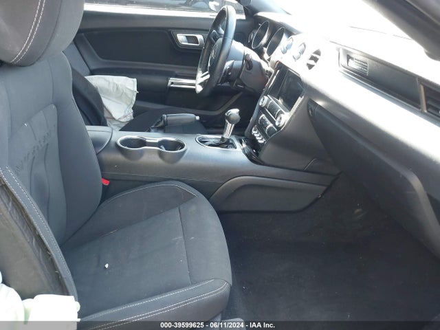 Ford Mustang Ecoboost Fastback 2020 1FA6P8TH2L5115086 Image 5
