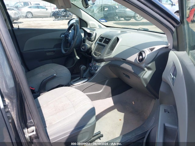 Chevrolet Sonic Lt Auto 2014 1G1JC5SH6E4223776 Image 5