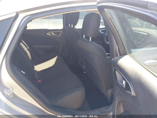 1C3CCCAB1FN702284 Chrysler 200 Limited