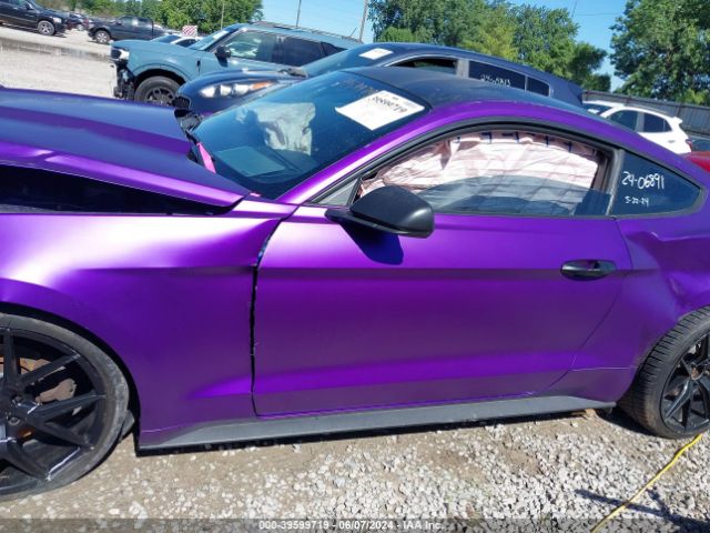 1FA6P8AM1G5266135 Ford Mustang V6