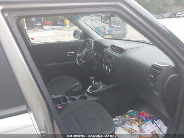 KIA Soul 2014 KNDJN2A27E7030323 Image 5