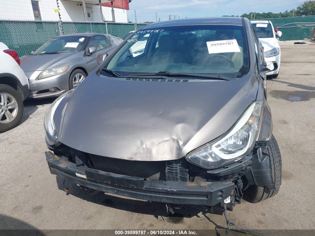 Hyundai ELANTRA SE 2015 5NPDH4AE8FH583988 Image 13