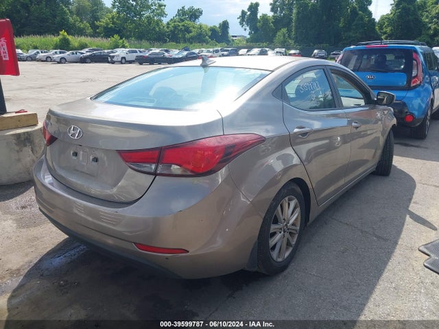 Hyundai ELANTRA SE 2015 5NPDH4AE8FH583988 Image 4