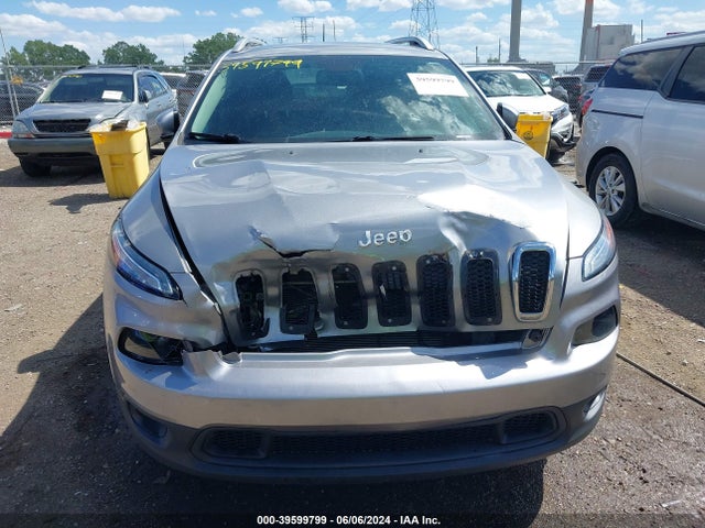 1C4PJMCB2HW596513 Jeep Cherokee Latitude 4x4