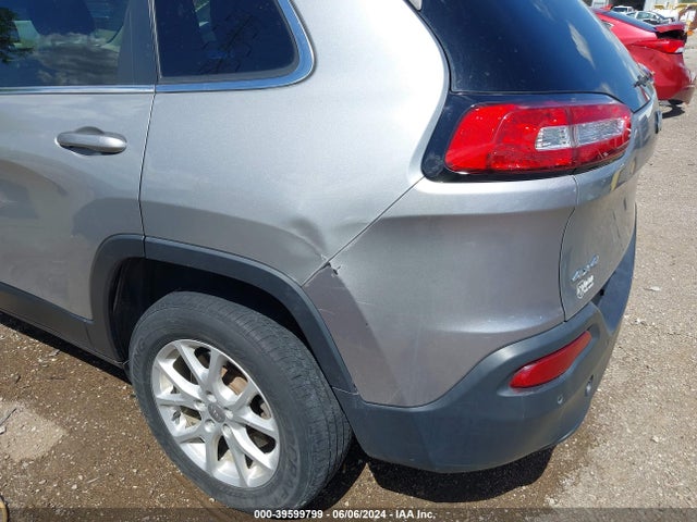 1C4PJMCB2HW596513 Jeep Cherokee Latitude 4x4