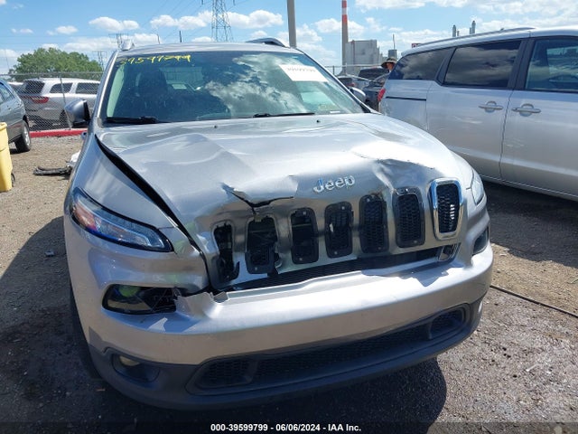 1C4PJMCB2HW596513 Jeep Cherokee Latitude 4x4