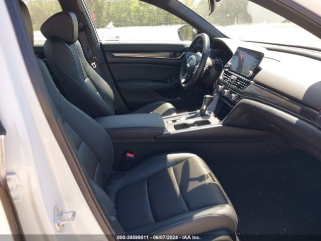 1HGCV1F35NA075902 Honda Accord Sport