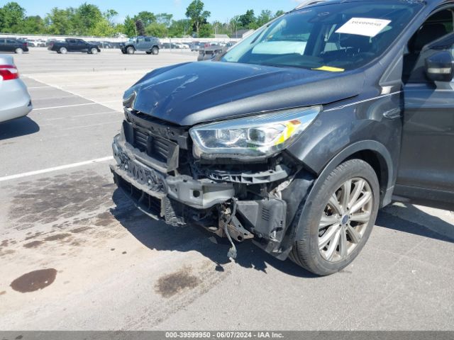 1FMCU0JD6HUA12429 Ford Escape Titanium