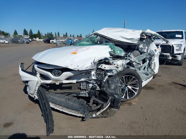 Toyota CAMRY SE 2020 4T1G11AK7LU355855 Image 2