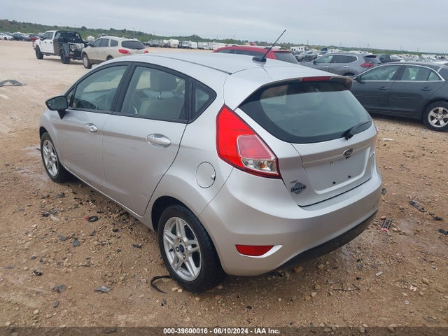Ford FIESTA SE 2018 3FADP4EJ4JM109636 Image 3