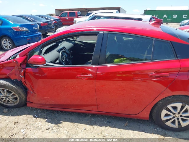 Toyota Prius Two 2017 JTDKBRFU4H3050203 Image 13
