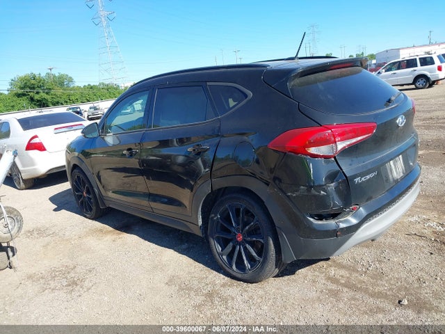 Hyundai Tucson Night 2017 KM8J3CA25HU512625 Image 3