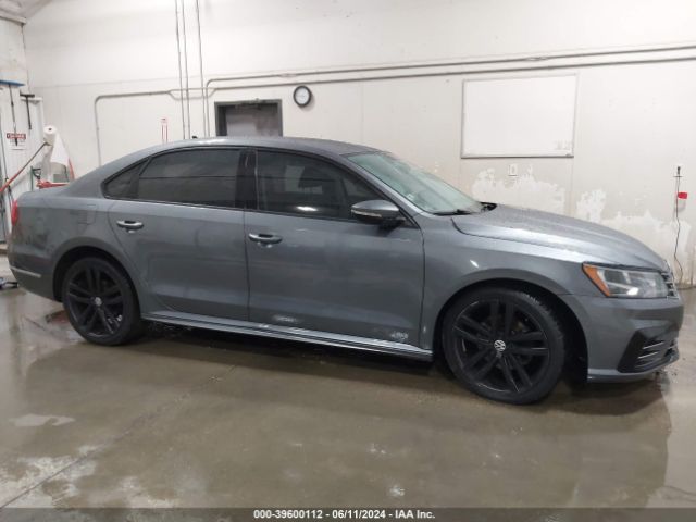 1VWAA7A33JC020856 Volkswagen Passat 2.0t R-line/2.0t S