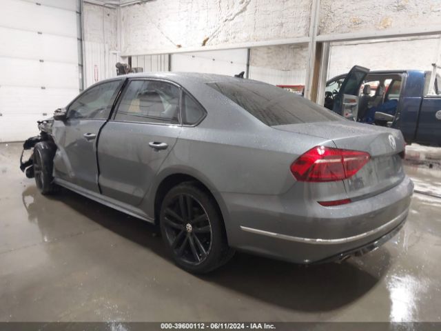 1VWAA7A33JC020856 Volkswagen Passat 2.0t R-line/2.0t S