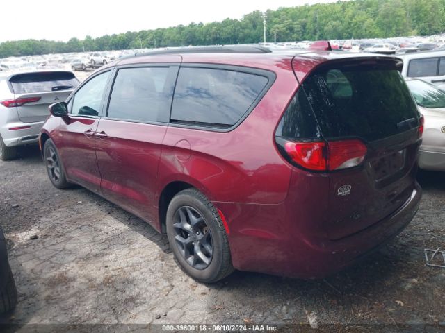 2C4RC1EG2JR227935 Chrysler Pacifica Touring L Plus
