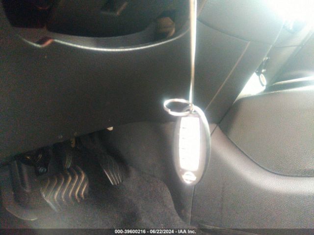 JN8AT2MT3LW013746 Nissan Rogue Sv Fwd