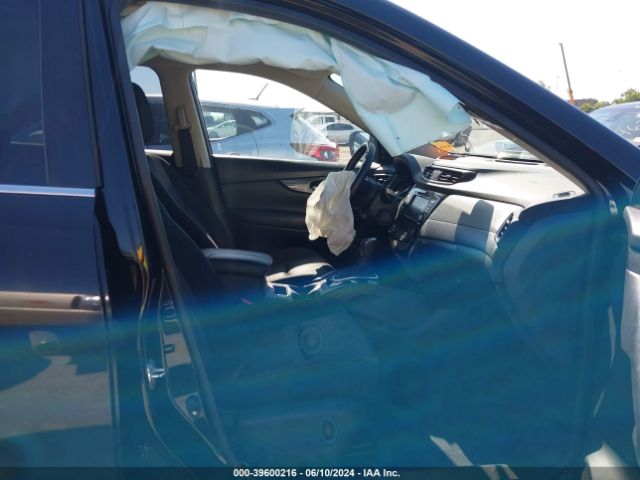 JN8AT2MT3LW013746 Nissan Rogue Sv Fwd