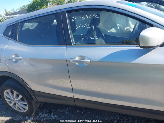 JN1BJ1AW2NW479883 Nissan Rogue Sport S Awd Xtronic Cvt