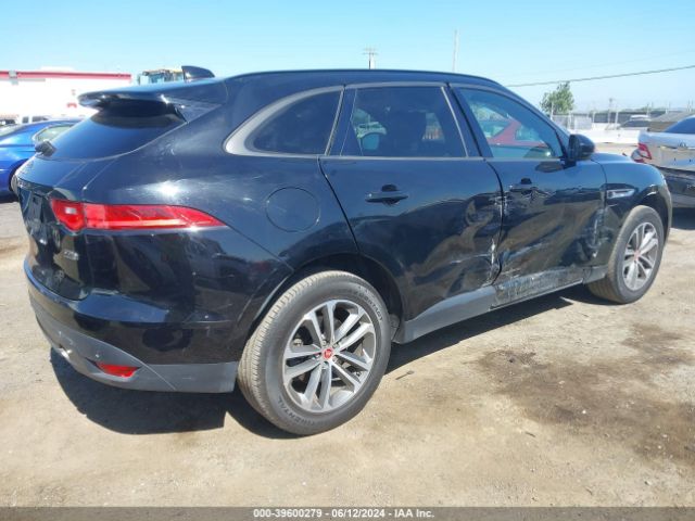 SADCJ2FX3JA272584 Jaguar F-pace 25t Premium