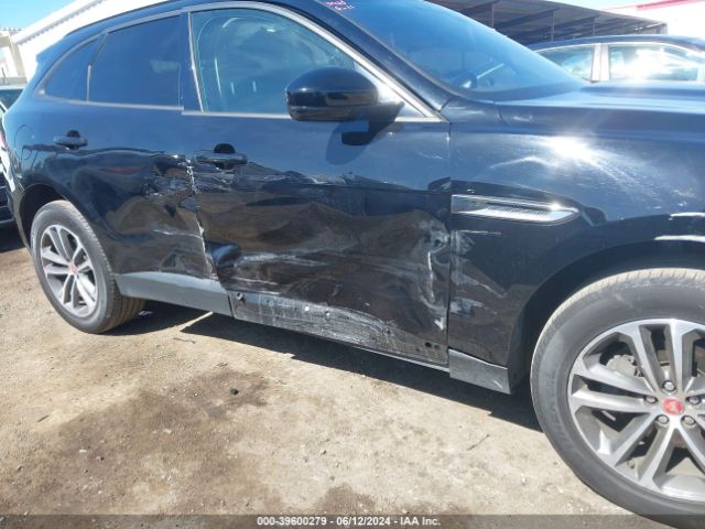 SADCJ2FX3JA272584 Jaguar F-pace 25t Premium