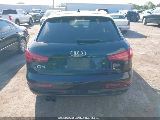 WA1BCCFS0JR002333 Audi Q3 2.0t Premium/2.0t Sport Premium