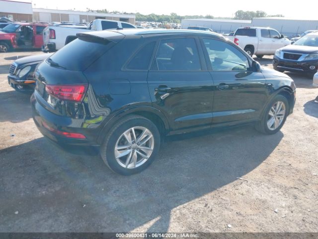 WA1BCCFS0JR002333 Audi Q3 2.0t Premium/2.0t Sport Premium
