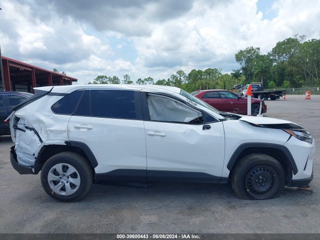Toyota RAV4 LE 2024 2T3F1RFVXRC423032 Image 14