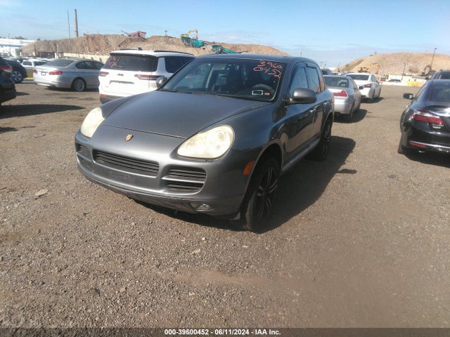 2005 PORSCHE CAYENNE WP1AA29P85LA21065 Photo 1
