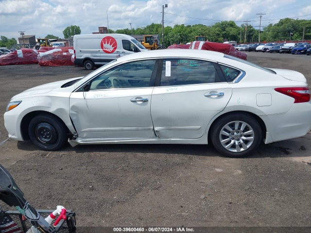 Nissan Altima 2.5 S 2017 1N4AL3AP3HC128466 Image 14