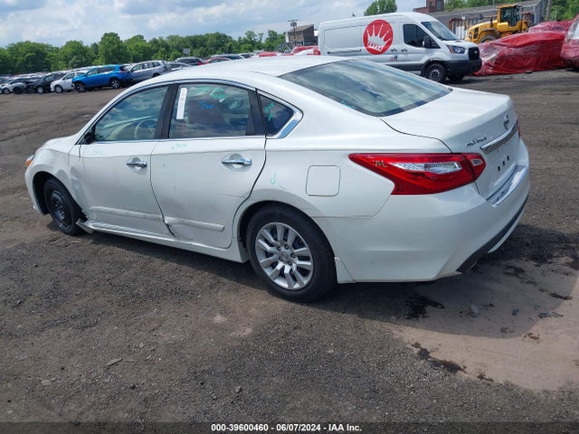 Nissan Altima 2.5 S 2017 1N4AL3AP3HC128466 Image 3