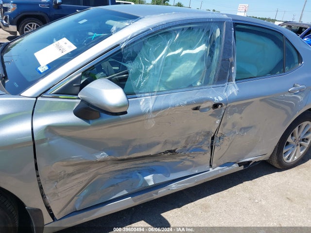 Toyota CAMRY LE 2024 4T1C11AK0RU894177 Image 6