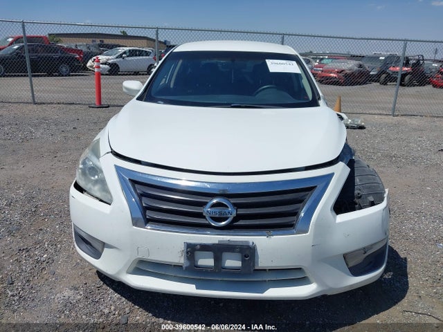 Nissan Altima 2.5 S 2015 1N4AL3APXFC267278 Image 13