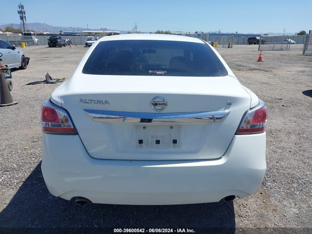 Nissan Altima 2.5 S 2015 1N4AL3APXFC267278 Image 17
