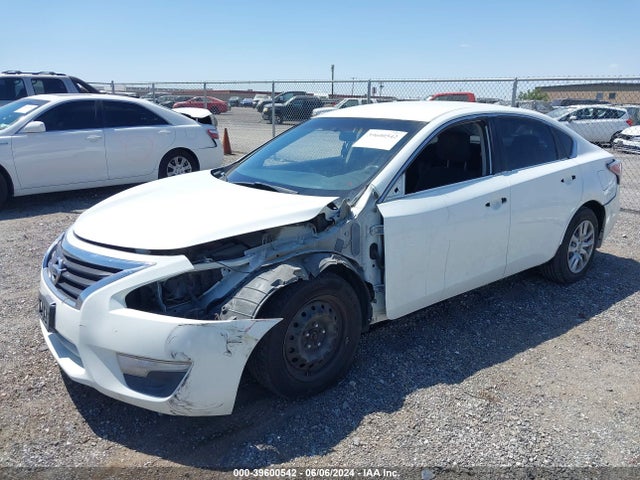 Nissan Altima 2.5 S 2015 1N4AL3APXFC267278 Image 2