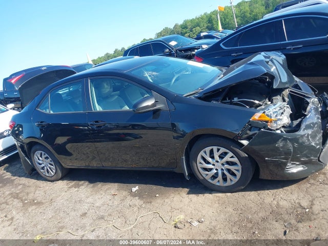 Toyota COROLLA LE 2019 2T1BURHE5KC213083 Image 13