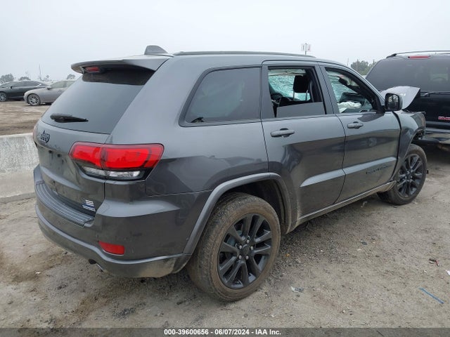 1C4RJEAG9HC788865 Jeep Grand Cherokee Altitude 4x2