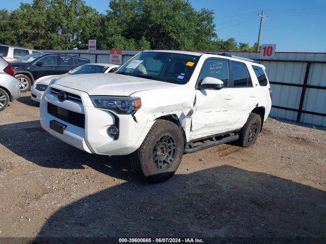 Toyota 4runner Sr5 Premium 2023 JTEFU5JR1P5295529 Image 2