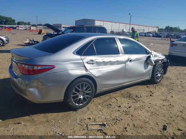 Toyota CAMRY SE 2017 4T1BF1FK9HU767089 Image 4