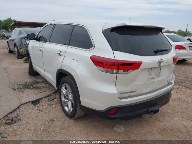 Toyota Highlander Le Plus 2018 5TDZZRFH2JS243273 Image 3