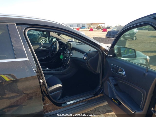WDCTG4GB9HJ307593 Mercedes-Benz Gla 250 4matic