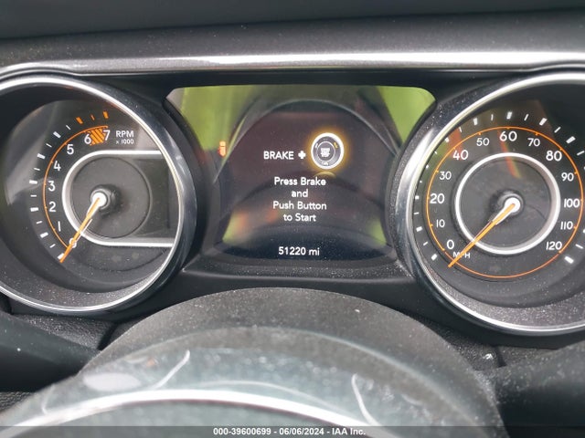 1C4HJXEN1MW870842 Jeep Wrangler Unlimited Sahara Altitude 4x4