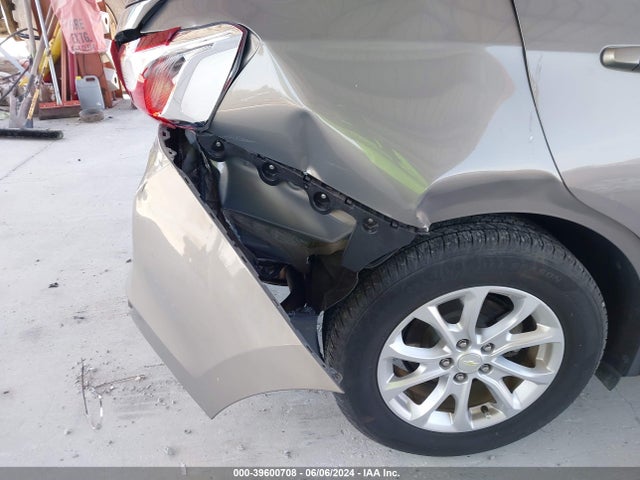 Chevrolet EQUINOX LT 2018 3GNAXJEV3JS590688 Image 17